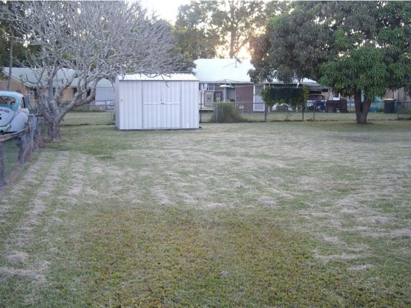 293 Hutton Street, Berserker QLD 4701