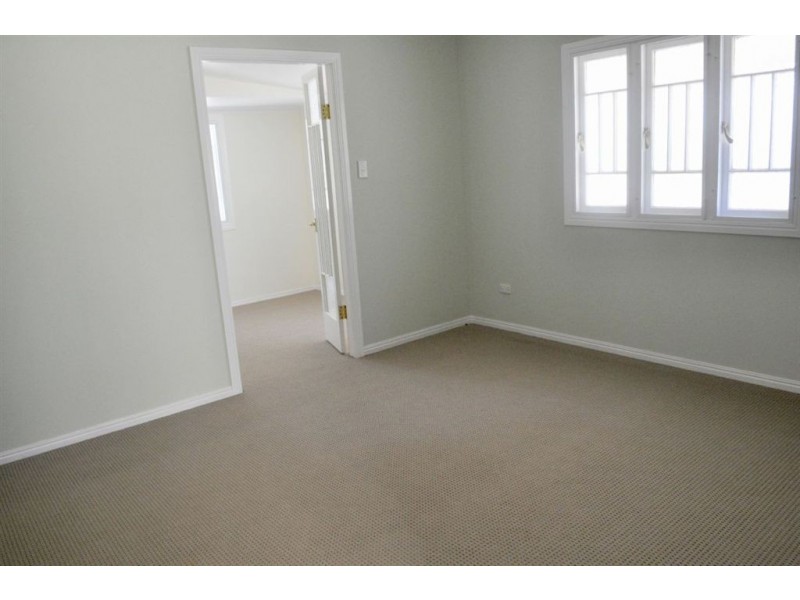 164 Nobbs Street, Berserker QLD 4701