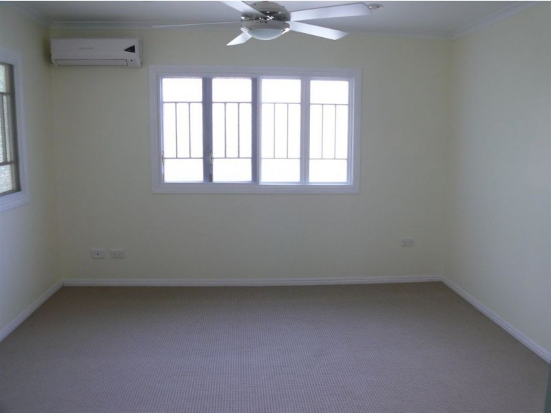 164 Nobbs Street, Berserker QLD 4701