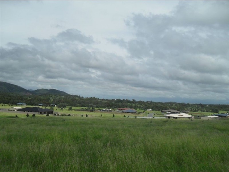 . Paramount Park Estate, Rockyview QLD 4701