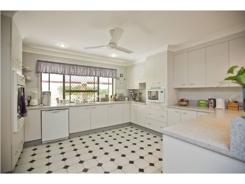 23 Belmont Road, Parkhurst QLD 4702