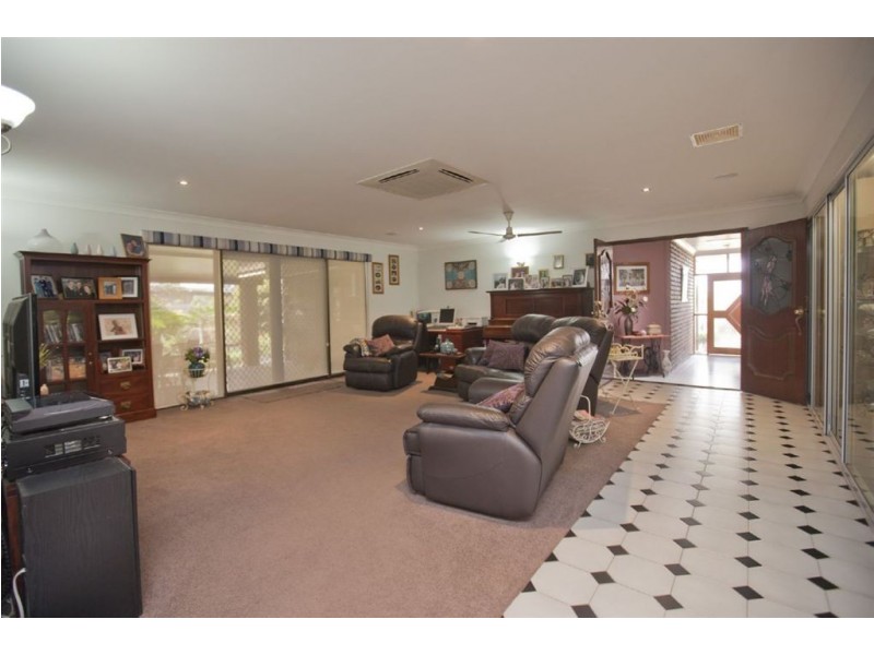 23 Belmont Road, Parkhurst QLD 4702