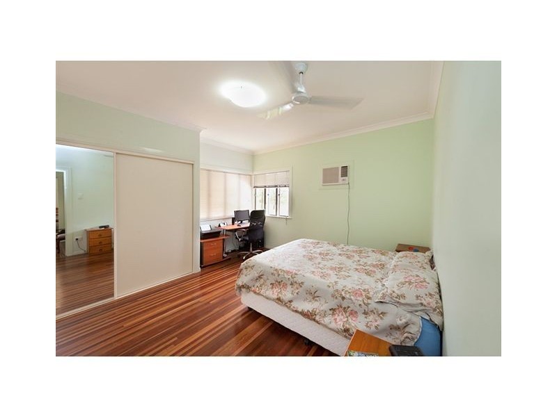 27 Bawden Street, Berserker QLD 4701