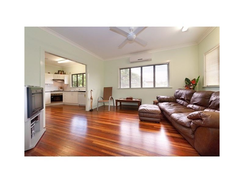 27 Bawden Street, Berserker QLD 4701