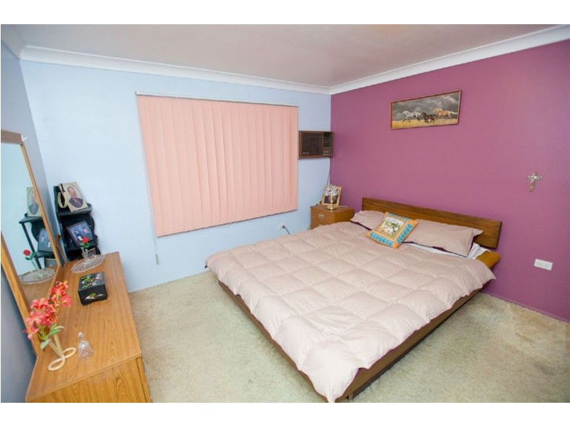 12 Crick Street, Kawana QLD 4701