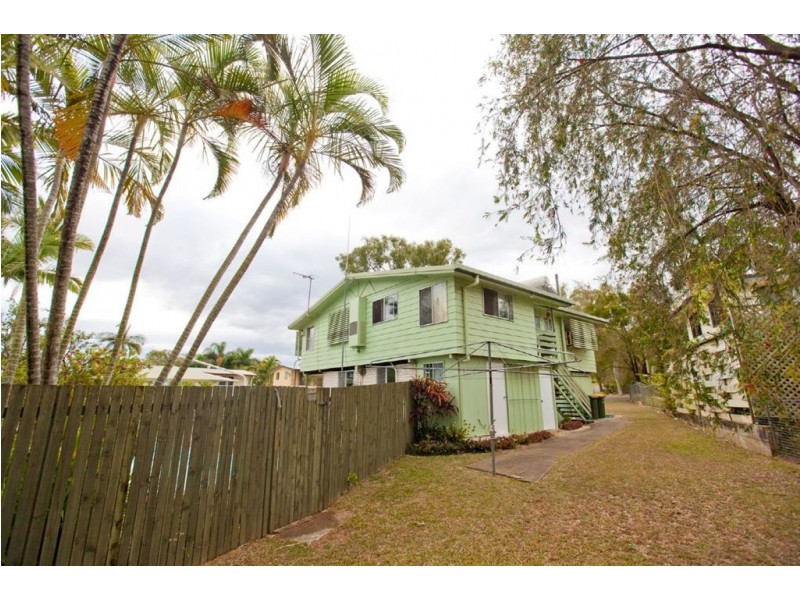 12 Crick Street, Kawana QLD 4701