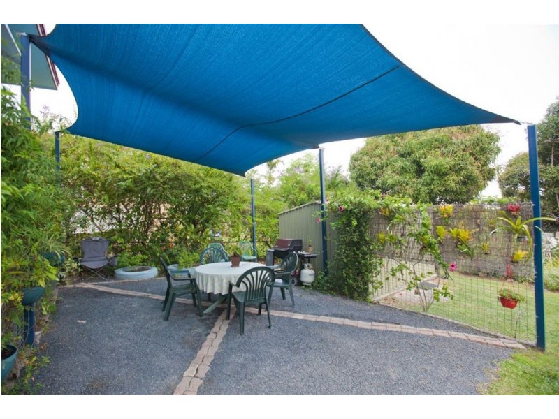 42 Harrow Street, West Rockhampton QLD 4700