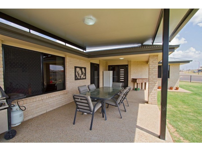 1 Doongarra Crescent, Gracemere QLD 4702