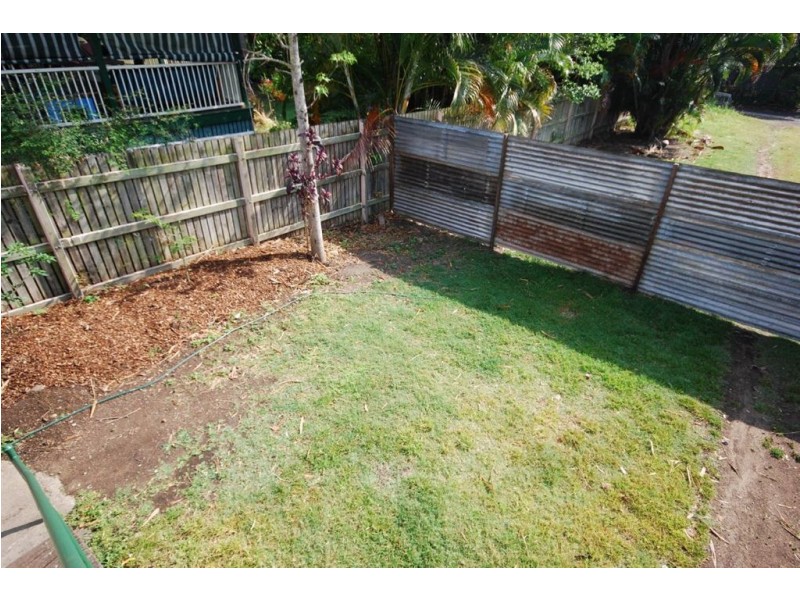39 West Street, The Range QLD 4700