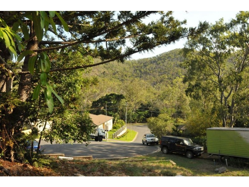 8 Rainbow Court, Frenchville QLD 4701