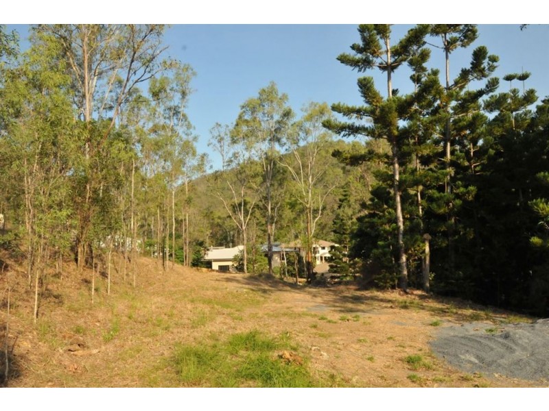 8 Rainbow Court, Frenchville QLD 4701