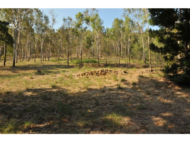 8 Rainbow Court, Frenchville QLD 4701