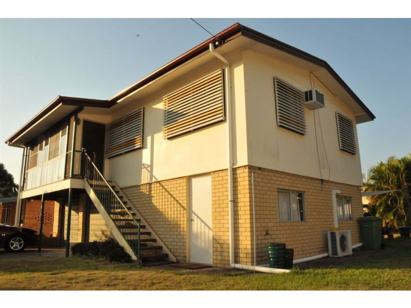 7 Barfoot Street, Kawana QLD 4701