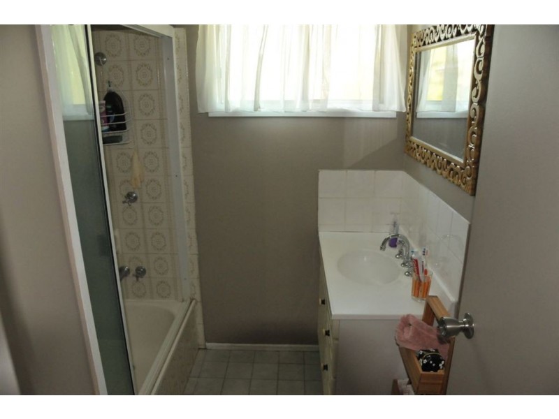 7 Barfoot Street, Kawana QLD 4701