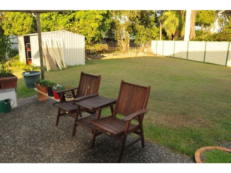 7 Barfoot Street, Kawana QLD 4701