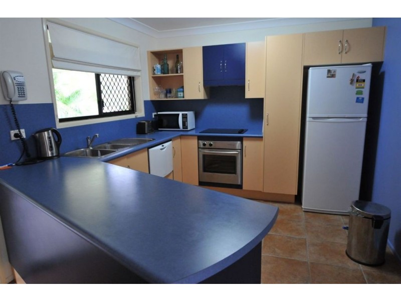 16 Labanka Close, Frenchville QLD 4701