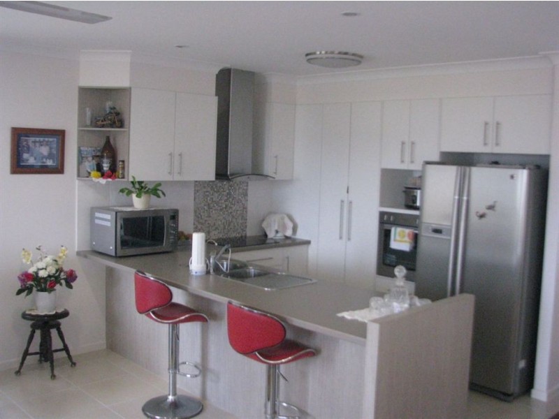 25 Tawarra Crescent, Gracemere QLD 4702