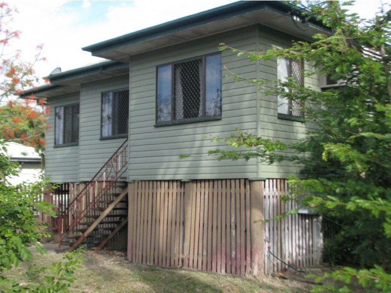 36 Tung Yeen Street, Park Avenue QLD 4701