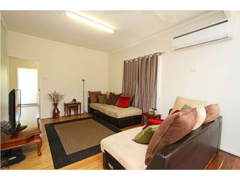 250 Noel Street, Berserker QLD 4701