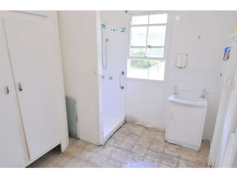 61 Jones Street, Wandal QLD 4700