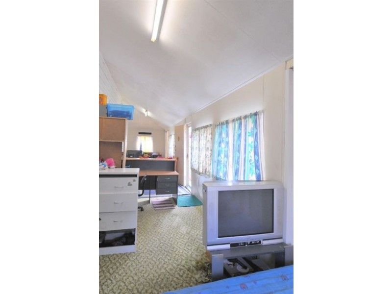 61 Jones Street, Wandal QLD 4700