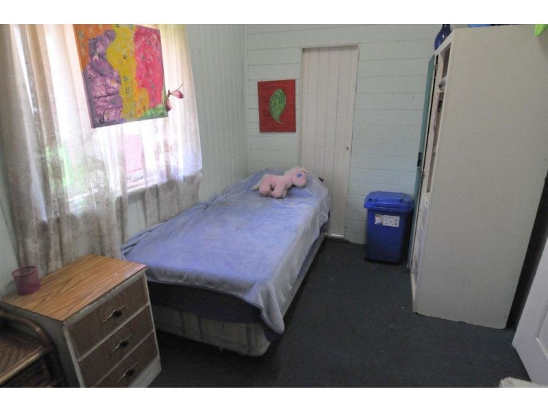 61 Jones Street, Wandal QLD 4700