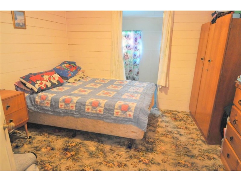 61 Jones Street, Wandal QLD 4700