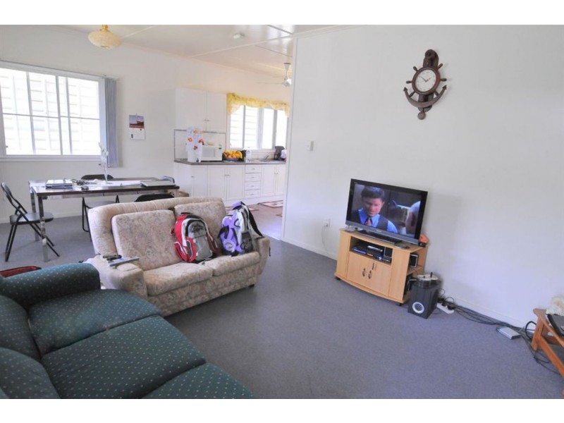 138 Talbot Street, Berserker QLD 4701