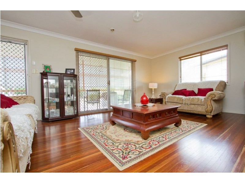 58 Gray Street, Park Avenue QLD 4701