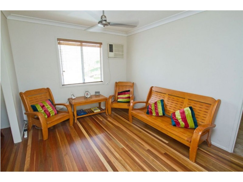 58 Gray Street, Park Avenue QLD 4701