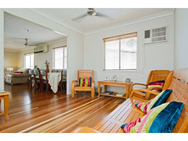 58 Gray Street, Park Avenue QLD 4701