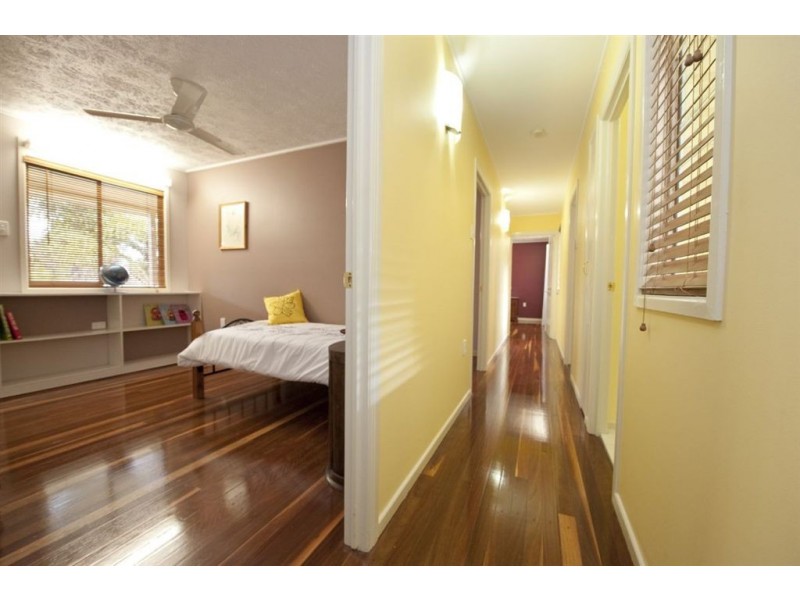 325 Duthie Avenue, Frenchville QLD 4701