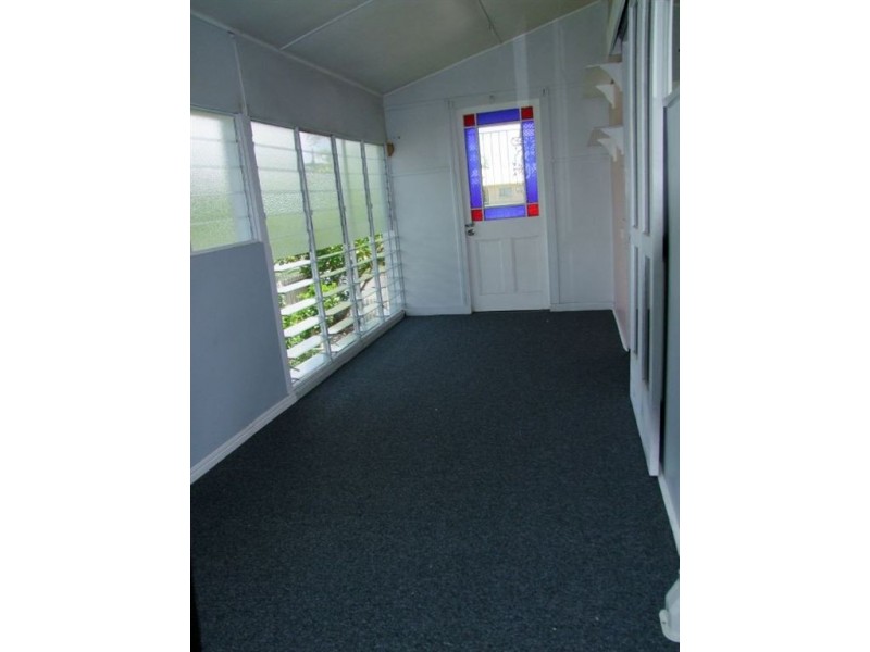 2 Rundle Street, Rockhampton City QLD 4700