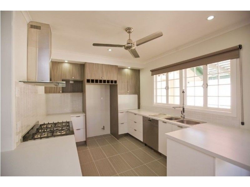 27 Eton Street, West Rockhampton QLD 4700