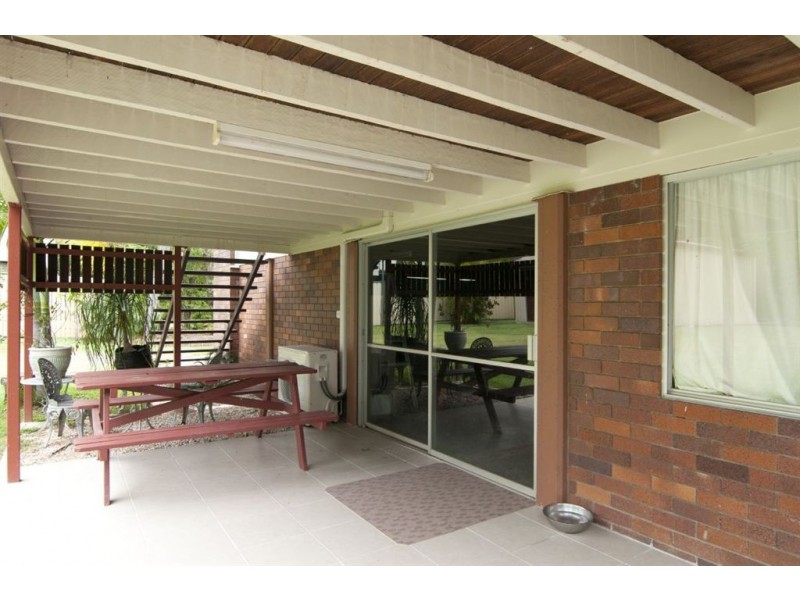 321 Warnock Street, Koongal QLD 4701