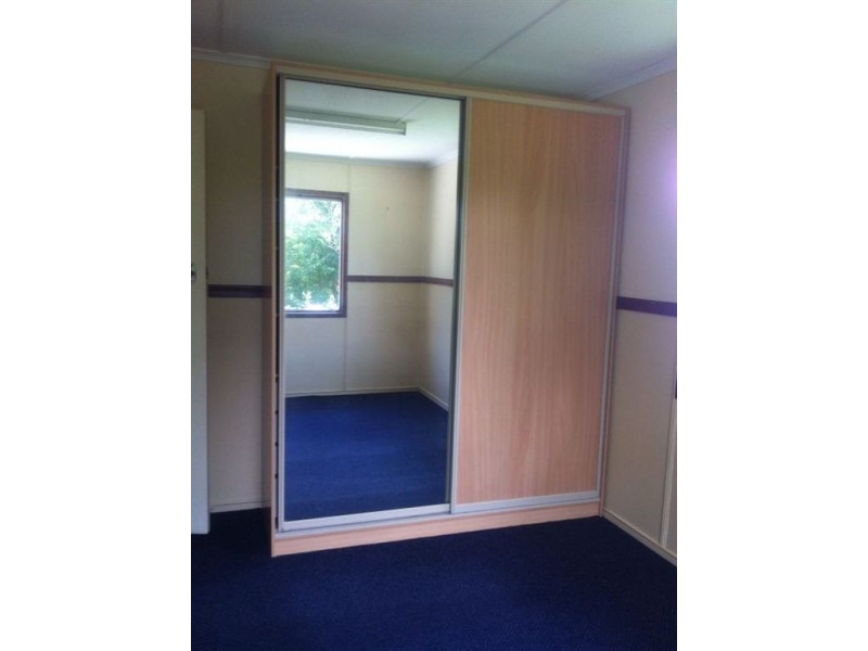 99 Lakes Creek Road, Berserker QLD 4701