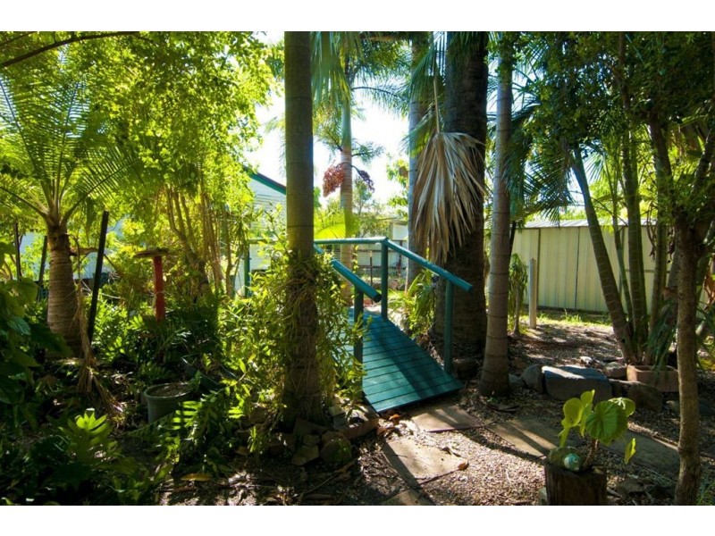54 Alexandra Street, Park Avenue QLD 4701