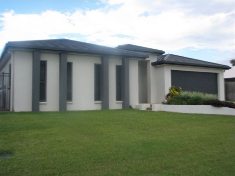 62 Bramble Street, Rockhampton City QLD 4700