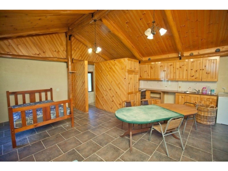 23 Meura Road, Gracemere QLD 4702