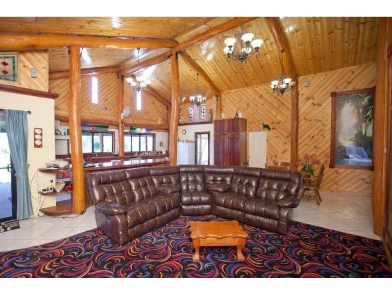 23 Meura Road, Gracemere QLD 4702