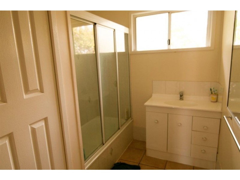 80 Alexandra Street, Park Avenue QLD 4701