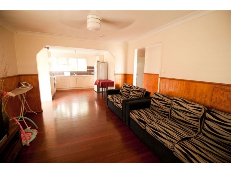 80 Alexandra Street, Park Avenue QLD 4701