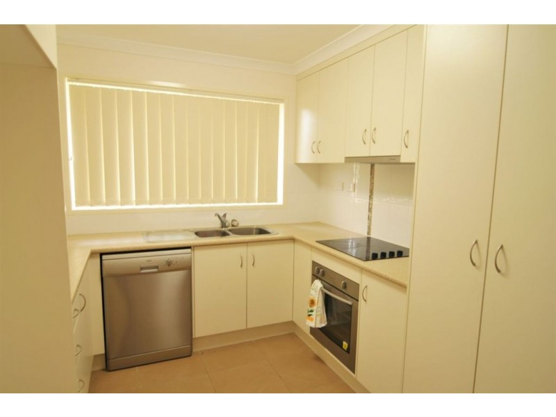 17 Doongarra Crescent, Gracemere QLD 4702