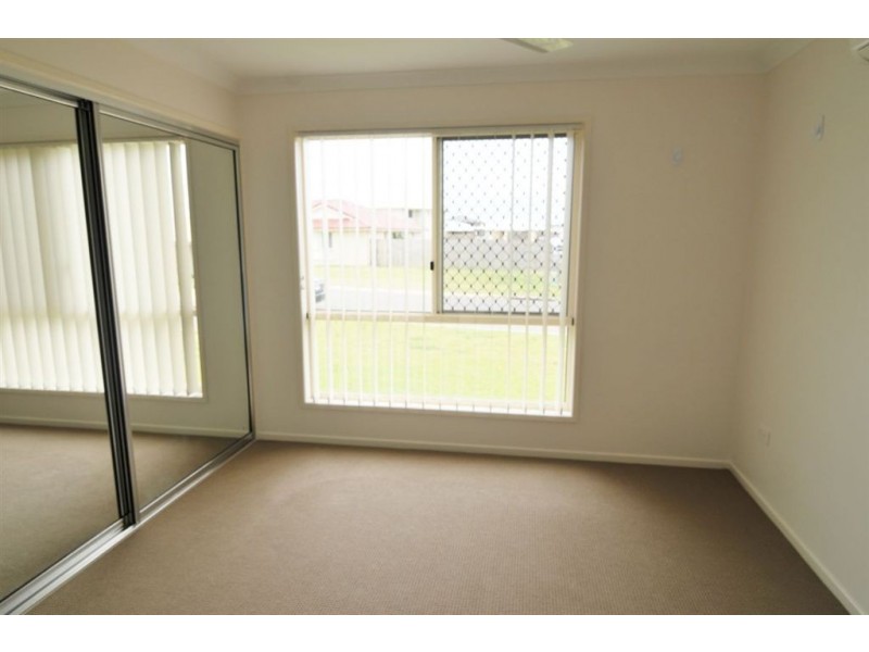 17 Doongarra Crescent, Gracemere QLD 4702