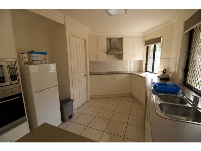 21 Constantia Crescent, Frenchville QLD 4701