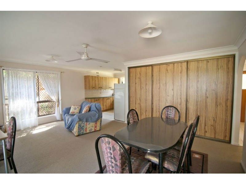 112 Rustic Street, Koongal QLD 4701