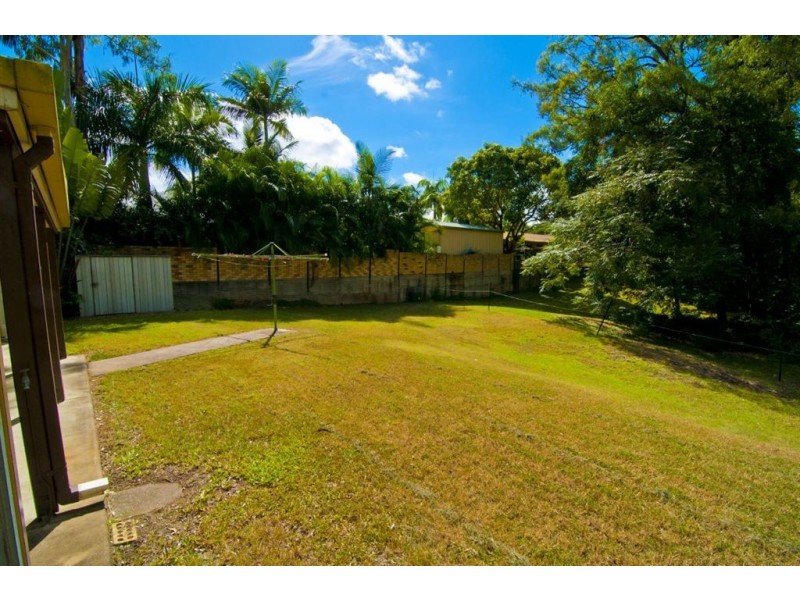 112 Rustic Street, Koongal QLD 4701