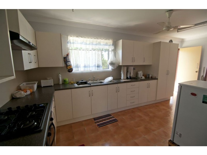 74 Dee Street, Koongal QLD 4701