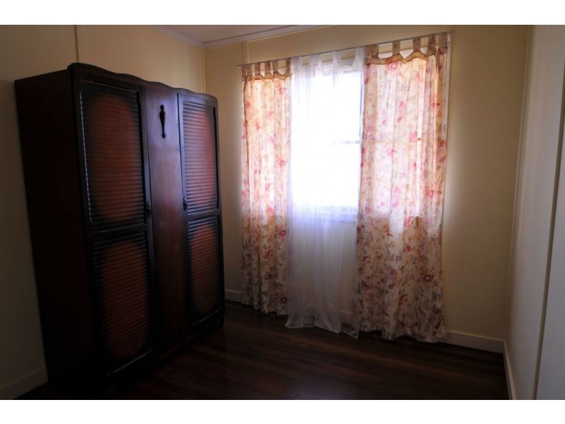 4 Wambool Street, Rockhampton City QLD 4700