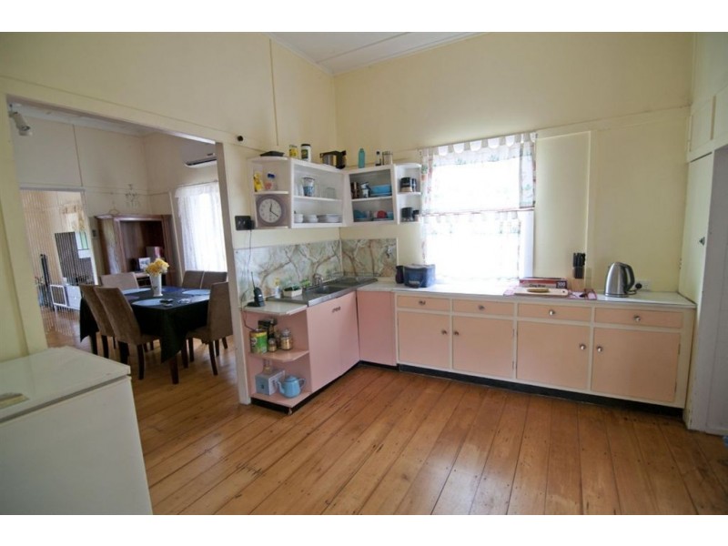 75 Painswick Street, Berserker QLD 4701